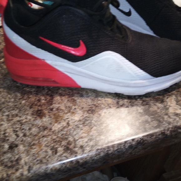 Nike air 10 1/2 - Picture 6 of 8